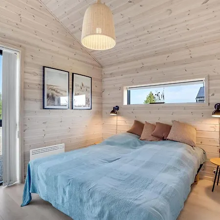 Edite - 900m From The Sea By Interhome *