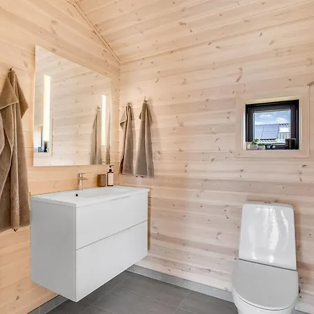 Edite - 900m From The Sea By Interhome *