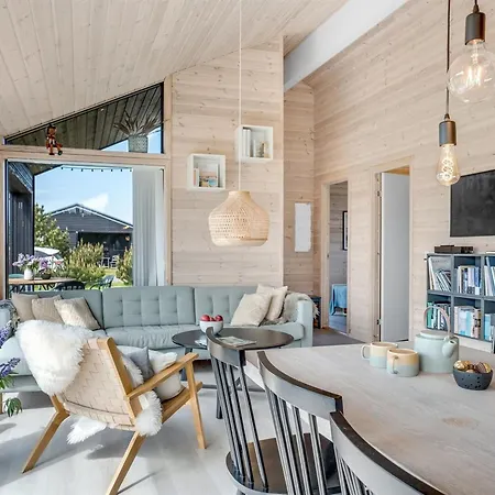 Edite - 900m From The Sea By Interhome * Bøtø By