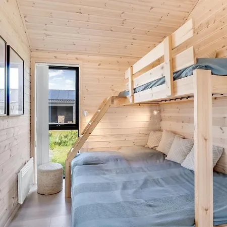 Edite - 900m From The Sea By Interhome *