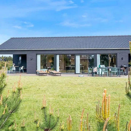 Edite - 900m From The Sea By Interhome * Bøtø By